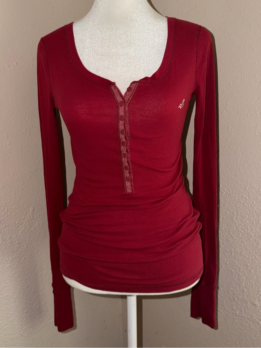 Vintage Y2K Hollister 2000s Long Sleeve Ribbed Henley Top
